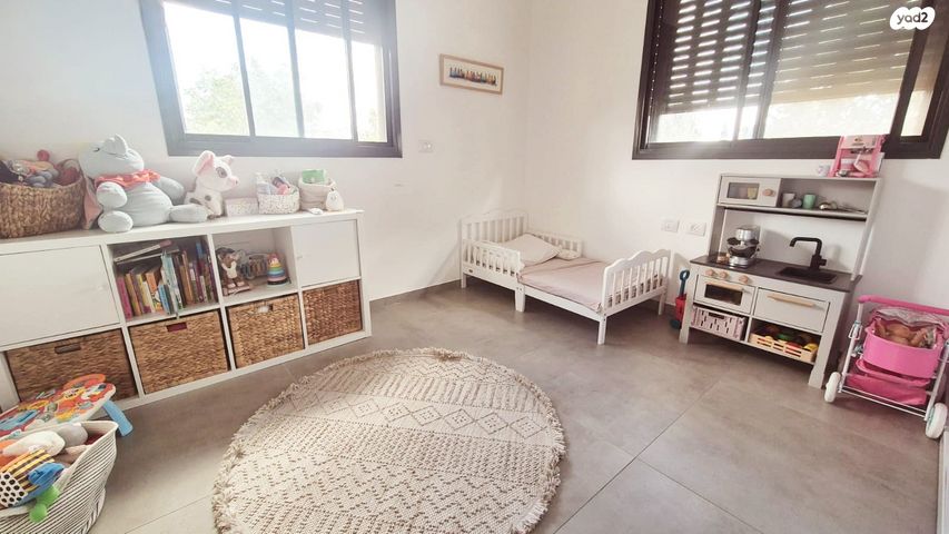 דירה, האורנים, פרדס חנה כרכור