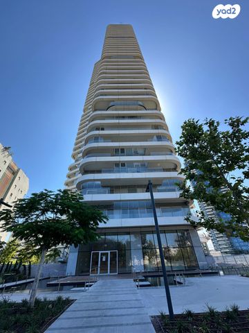 יוסף פעמוני 