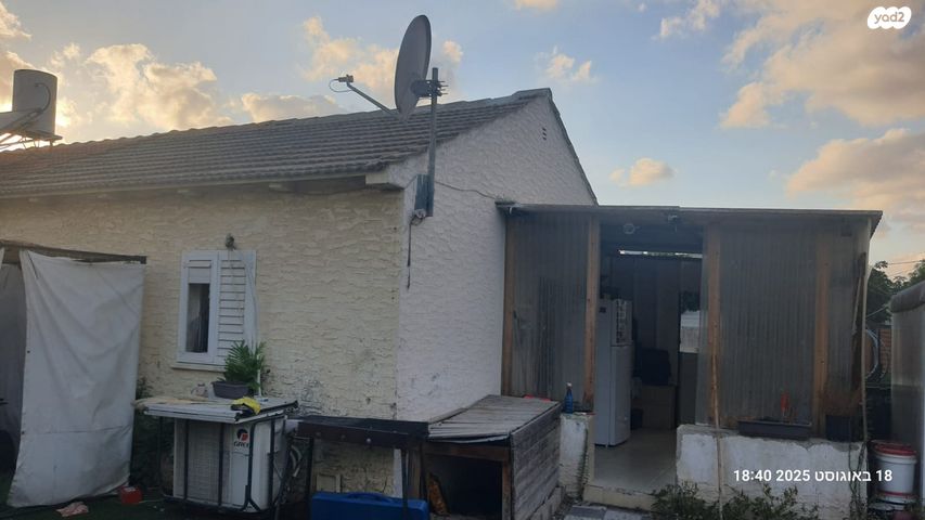 דו משפחתי, נווה חיים, חדרה