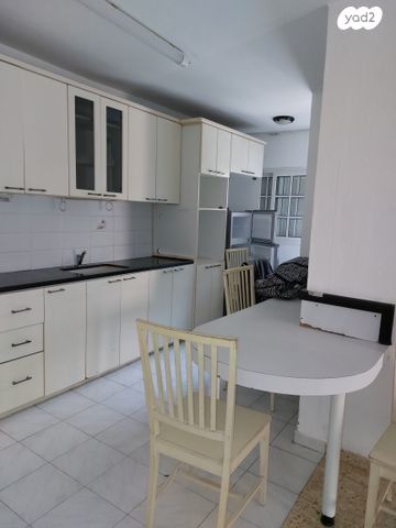 דירה, זלמן שז"ר, קרית ים  א', קרית ים