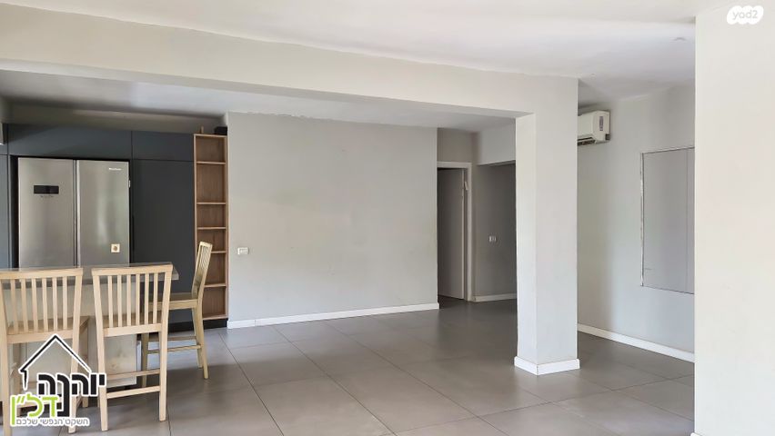 דו משפחתי, כפר תבור