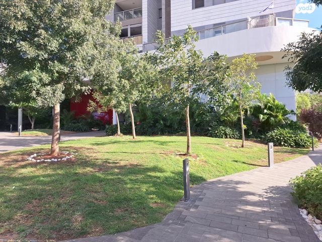 דירה, רמת השרון