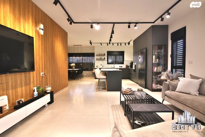 גג/ פנטהאוז, בנימין, מרכז העיר, סביניה, הוותיקה, קרית ביאליק