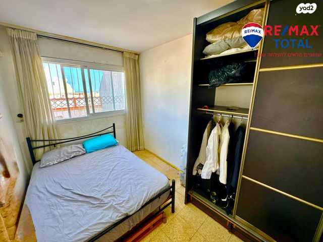 גג/ פנטהאוז, ברקן 22, תל גיבורים, חולון