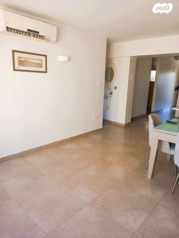 דירה, לואי ליפסקי, רמות, ירושלים