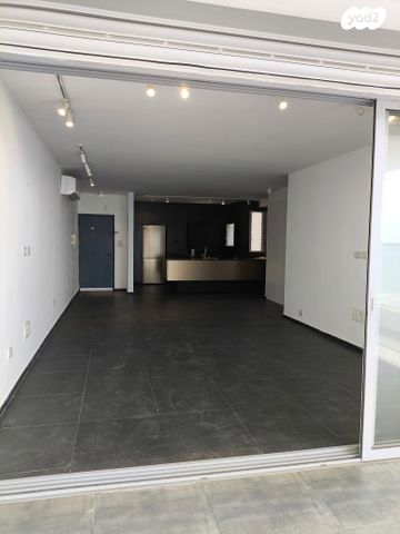 דירה, הגבול רוטשילד, בת ים