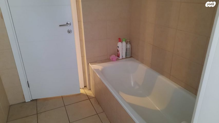 דירה, כפר גנים ג, פתח תקווה