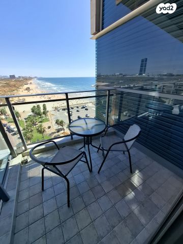 דירה, השונית, מרינה, הרצליה