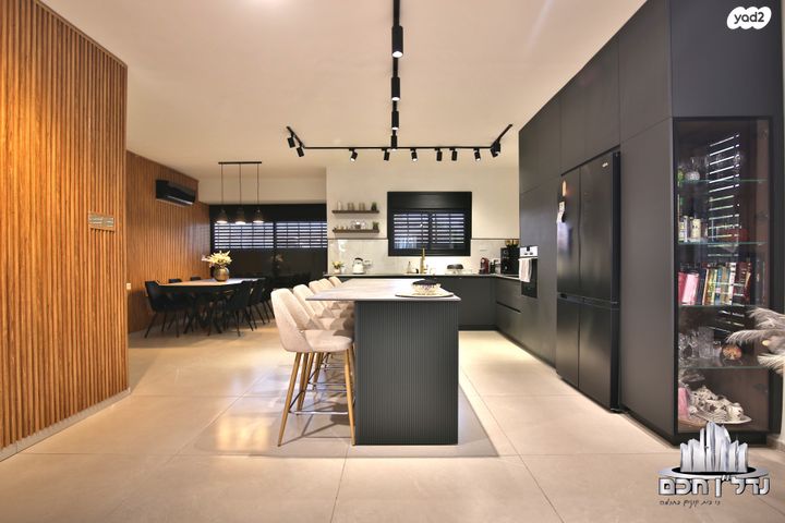 גג/ פנטהאוז, בנימין, מרכז העיר, סביניה, הוותיקה, קרית ביאליק