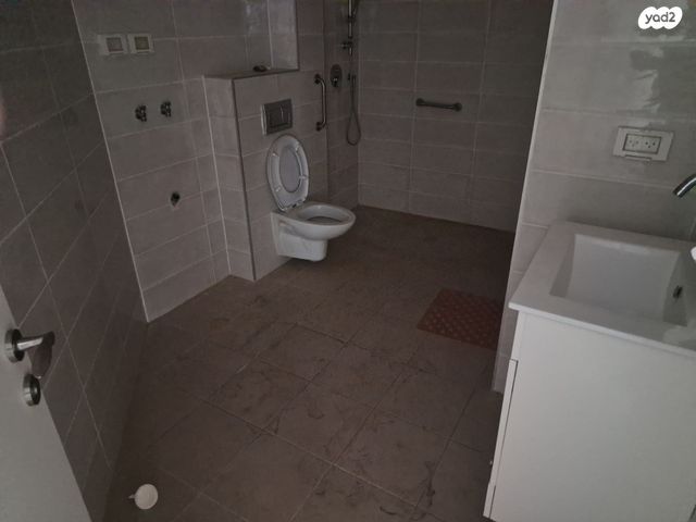 דירה, רמת השרון