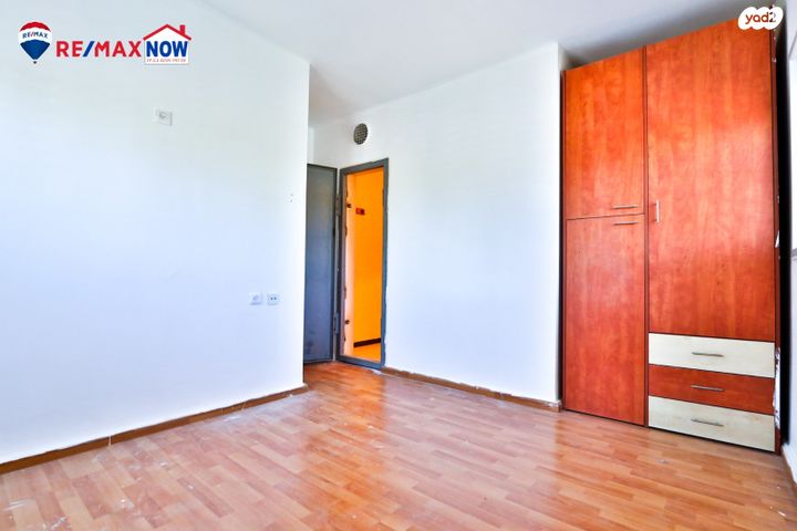 דירה, הסמדר 23, קרית כרמים, ראשון לציון