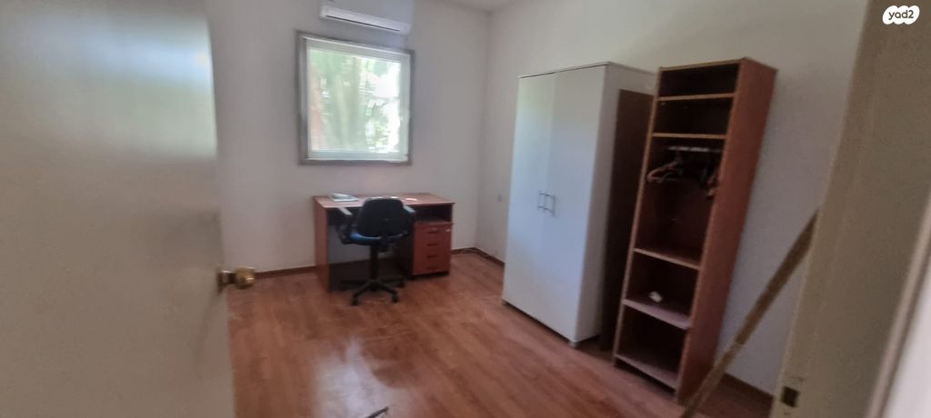 דירת גן, בר כוכבא, הרצליה