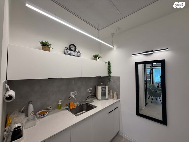 משרדים, משה דיין 10, פארקטק פתח תקווה / אזור תעשייה קרית אריה, פתח תקווה