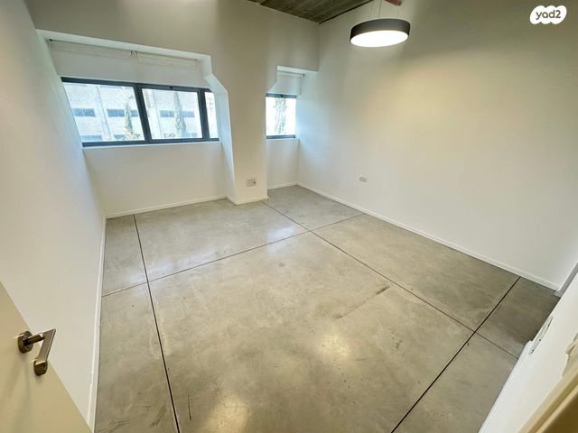 משרדים, מרכז עינב, מודיעין מכבים רעות