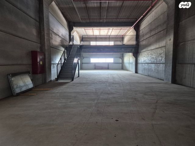 מבני תעשיה, בן ציון גליס, פארק עסקים ירקון / אזור תעשיה סגולה, פתח תקווה