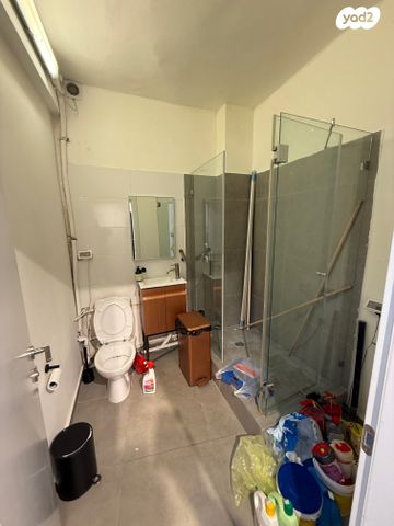 חנויות/ שטח מסחרי, דיזנגוף 79, הצפון הישן - דרום, תל אביב יפו