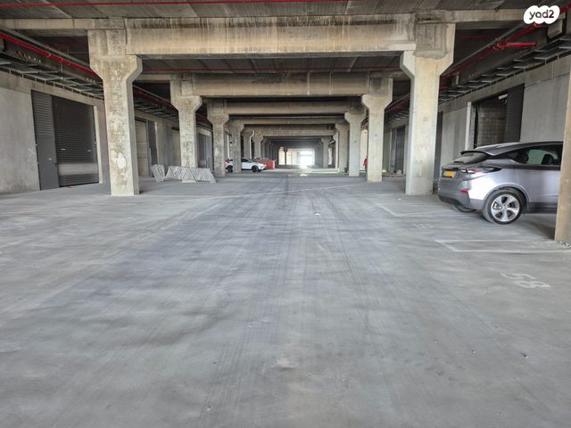 מבני תעשיה, בן ציון גליס, פארק עסקים ירקון / אזור תעשיה סגולה, פתח תקווה