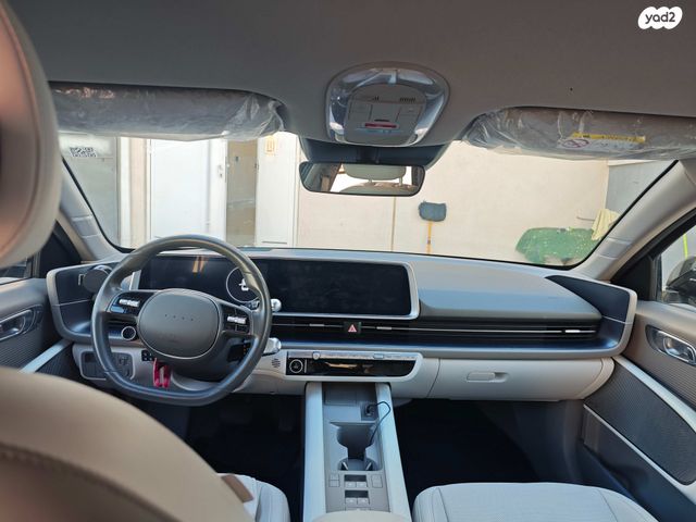 יונדאי איוניק 6