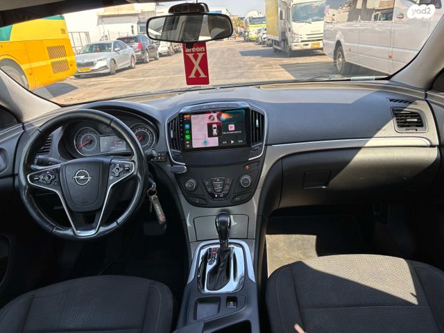 מודעת רכב אופל אינסיגניה