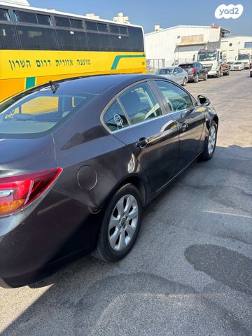 אופל אינסיגניה