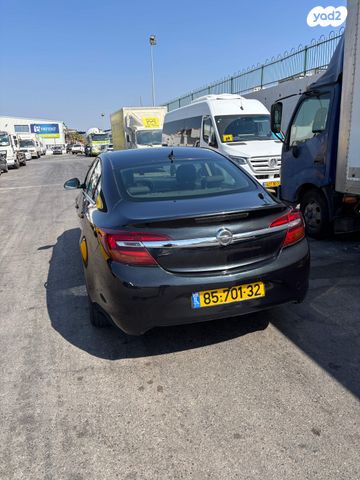 אופל אינסיגניה