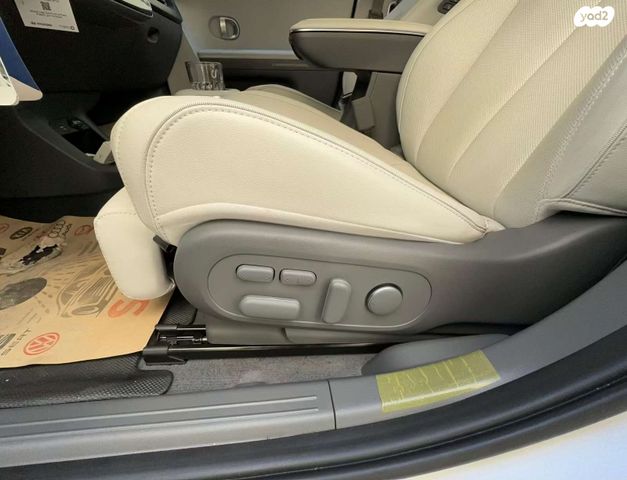 יונדאי איוניק 5