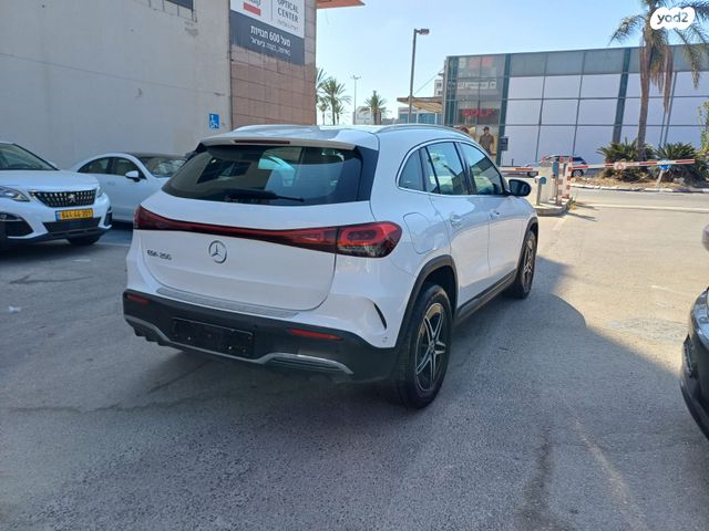 מרצדס-בנץ EQA