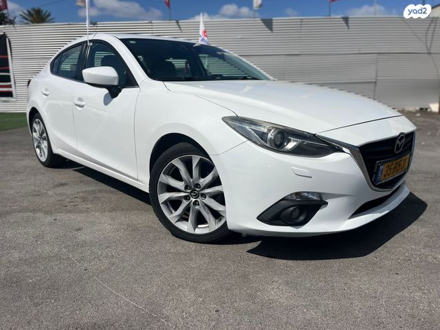 מאזדה 3