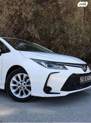 טויוטה קורולה