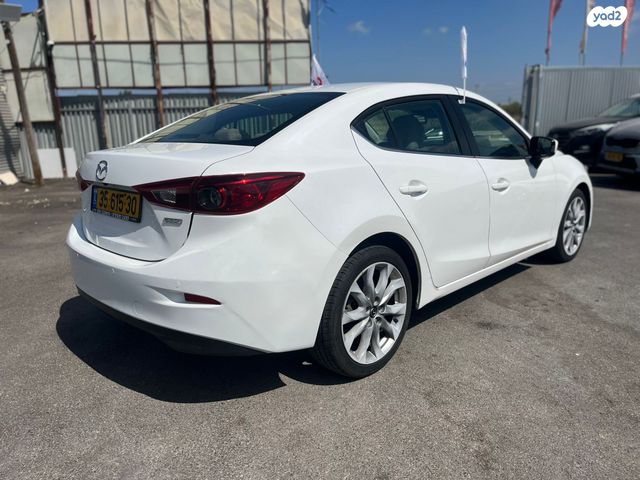 מאזדה 3