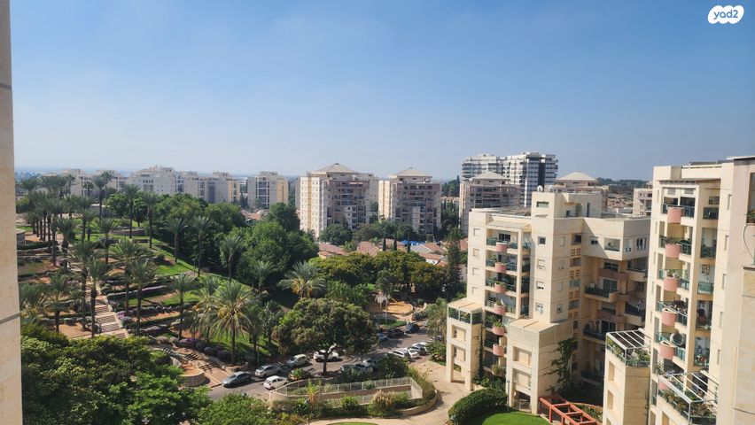 דירה, הרב שאולי 7, רחובות החדשה, רחובות