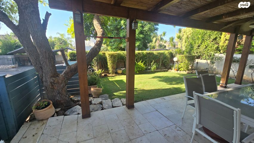 דו משפחתי, רעות, מודיעין מכבים רעות