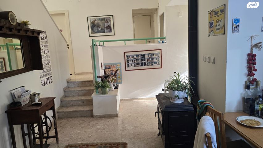 דו משפחתי, רעות, מודיעין מכבים רעות