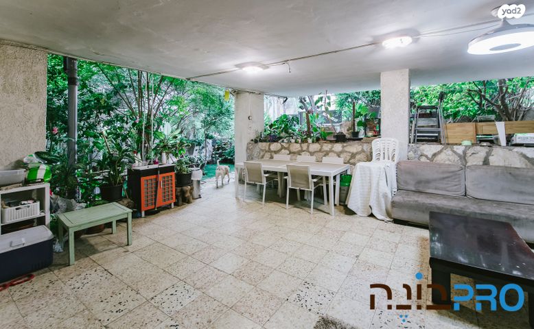 דירה, ד"ר מרטון, א' / צפון מזרח העיר, רחובות