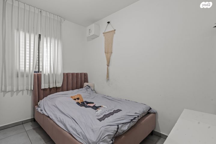 דירה, יעקב תמרי, חצרות המושבה, רחובות