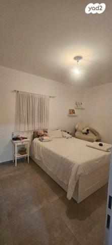 דירה, שדרות הרב לוין, גני מרום, רמת גן