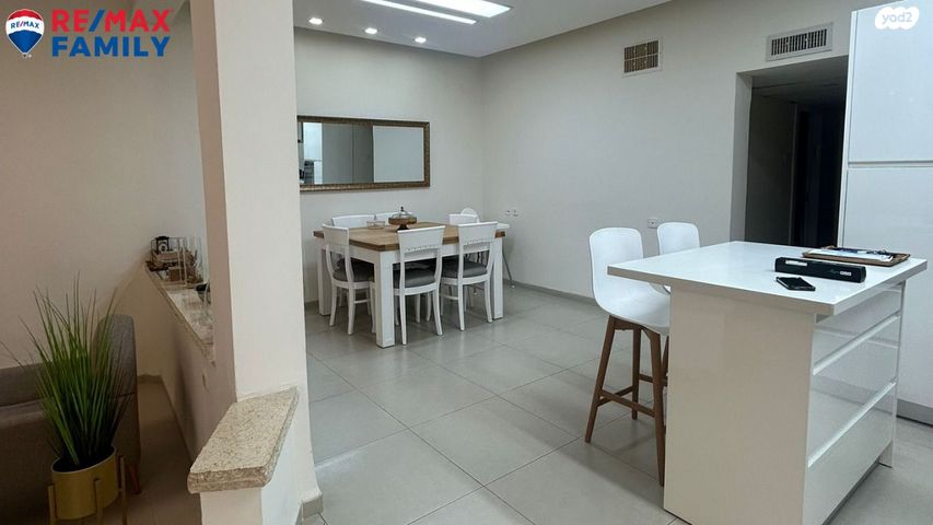 דו משפחתי, ברכה פולד 4, קרית אתא