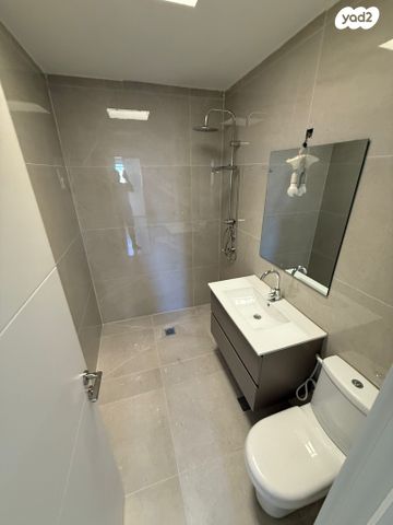 בית פרטי/ קוטג', מצפה רמון