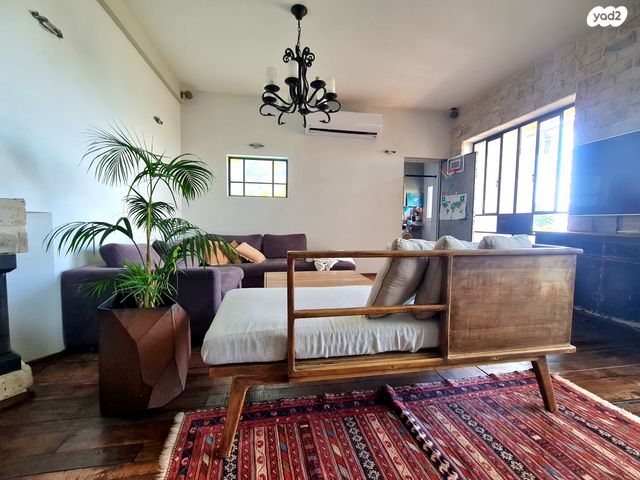 דירה, שדרות מוריה, אחוזה, חיפה