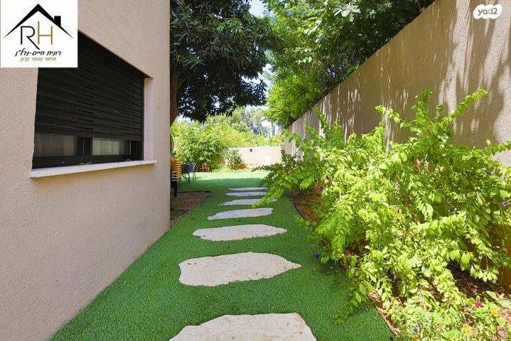 בית פרטי/ קוטג', אורנית