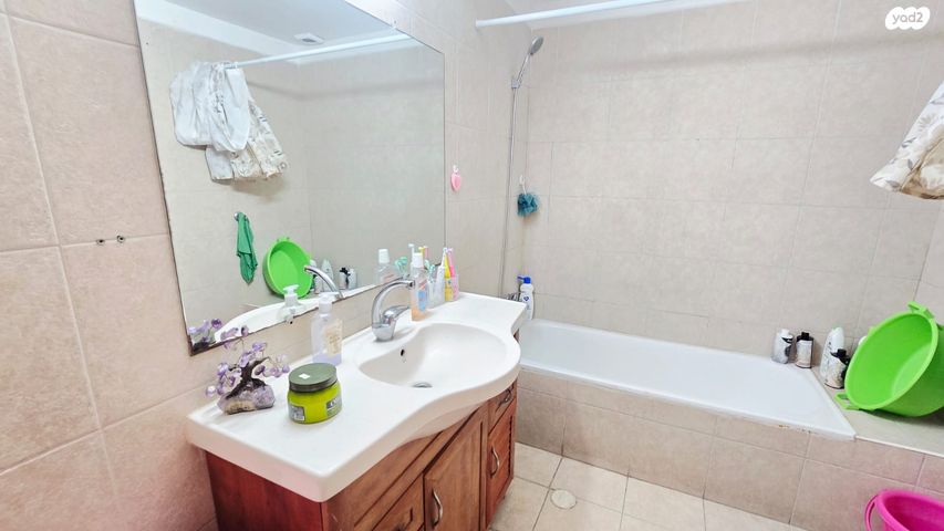 דירה, חטיבת עציוני, רמת רבין מערב, כרמיאל