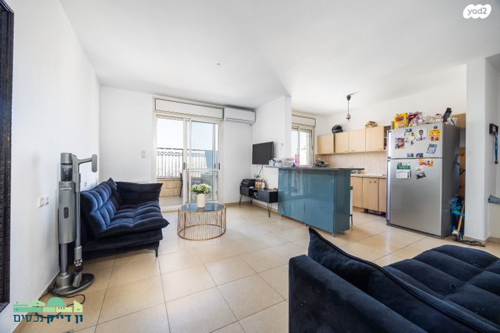 דירה, סול ליפצין, חומת שמואל, הר חומה, ירושלים