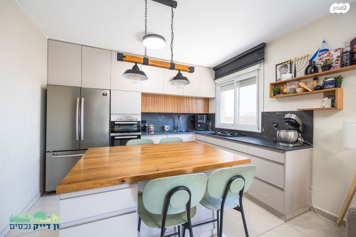 דירה, הרב חסדאי קרשקש, חומת שמואל, הר חומה, ירושלים