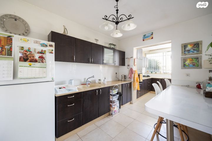 דירה, הרב חסדאי קרשקש, חומת שמואל, הר חומה, ירושלים