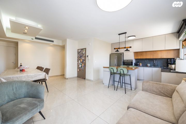 דירה, הרב חסדאי קרשקש, חומת שמואל, הר חומה, ירושלים