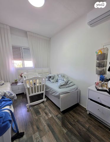 דירה, פורצי הדרך, נווה עמל, הרצליה