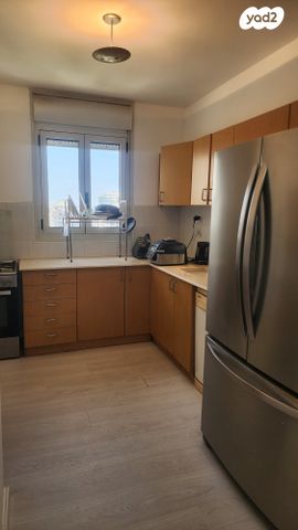 דירה, הרב שאולי 7, רחובות החדשה, רחובות