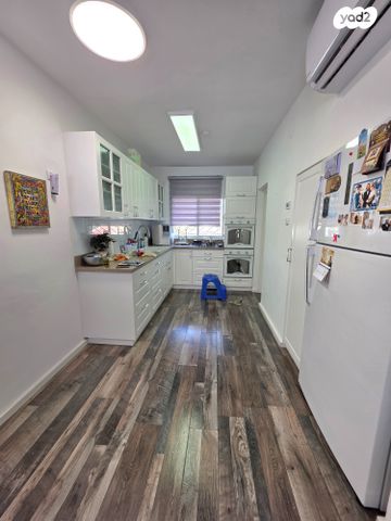 דירה, פורצי הדרך, נווה עמל, הרצליה