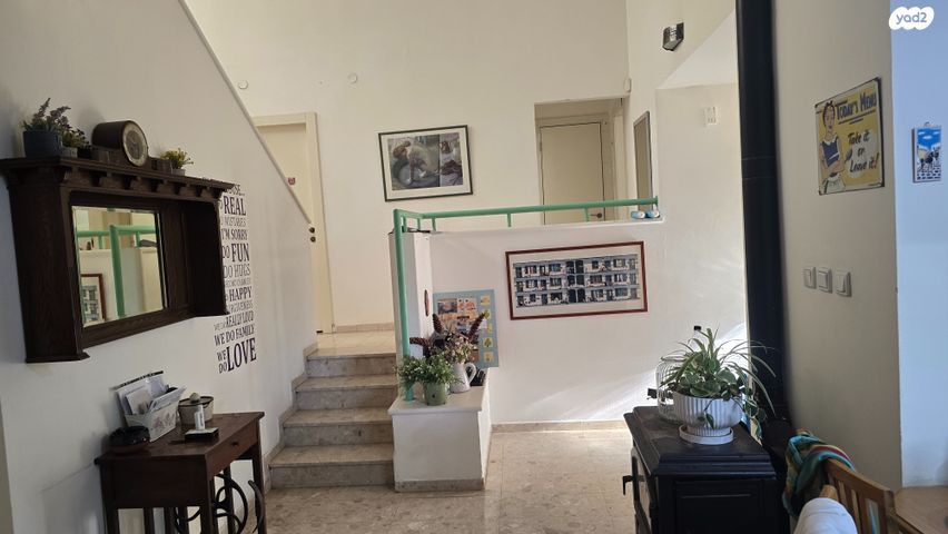 דו משפחתי, רעות, מודיעין מכבים רעות