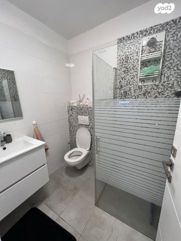 דירה, מסריק 22, עצמאות יוספטל, בת ים